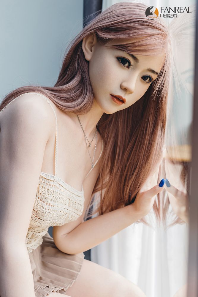 Silikonpuppe Qian-2 - 158cm